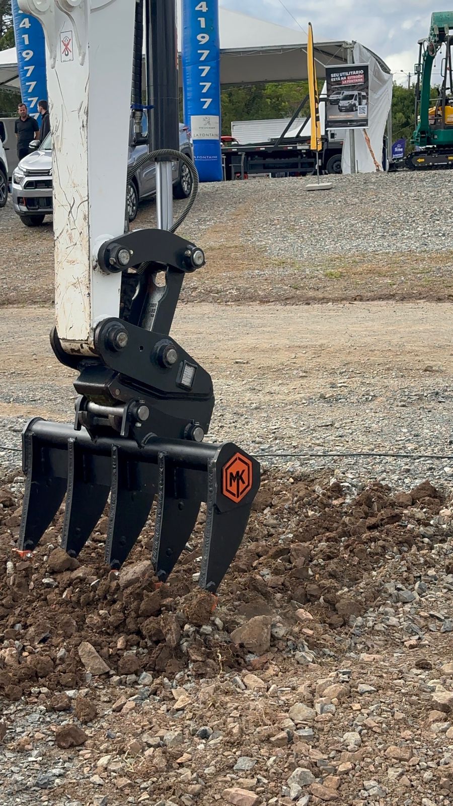 WhatsApp Image 2025-11-12 at 15.27.19