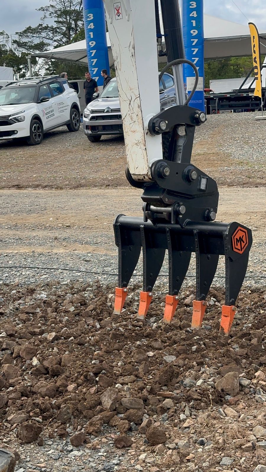 WhatsApp Image 2025-11-12 at 15.27.20 (1)