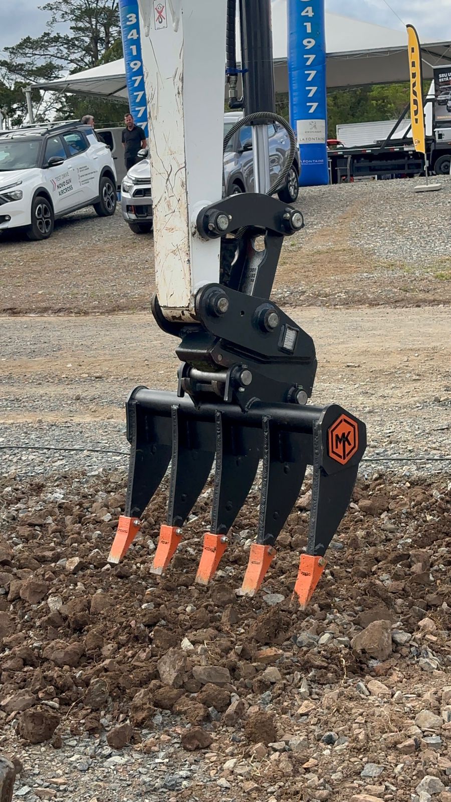 WhatsApp Image 2025-11-12 at 15.27.20